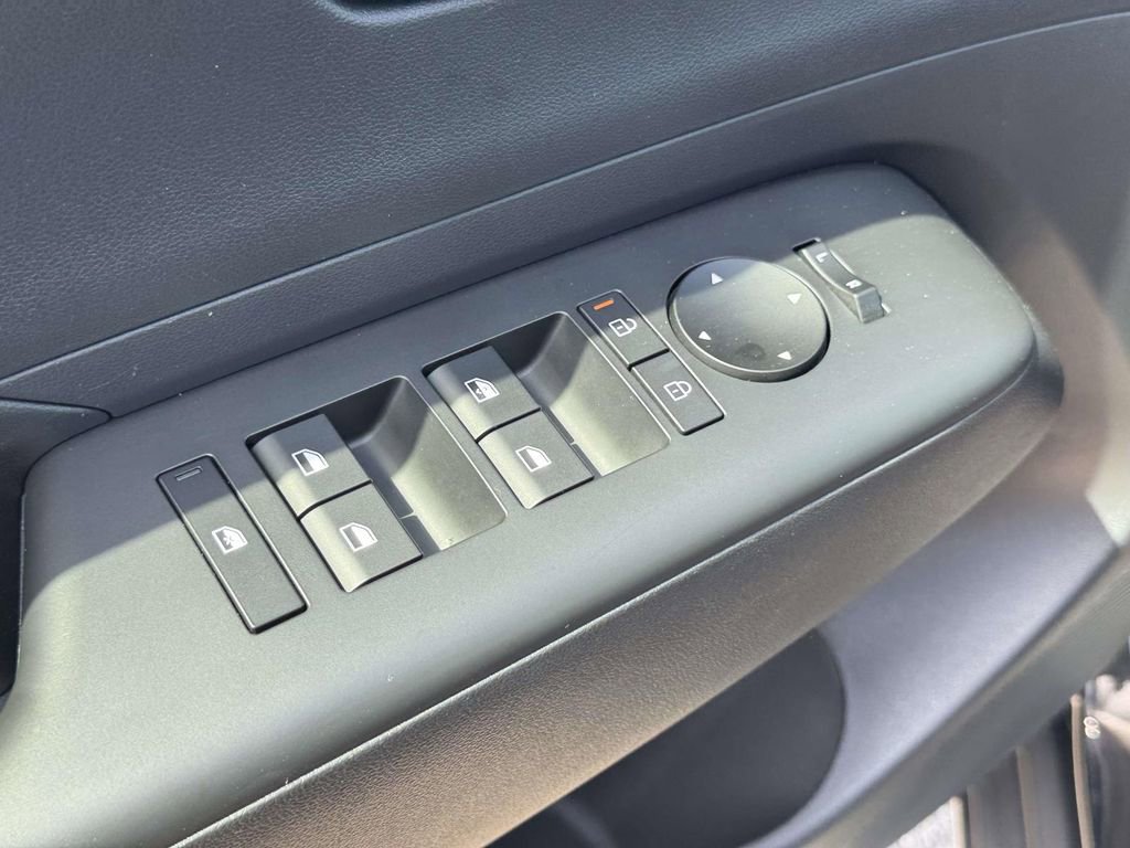 Certified 2026 Hyundai Kona SE AWD/4WD image 15