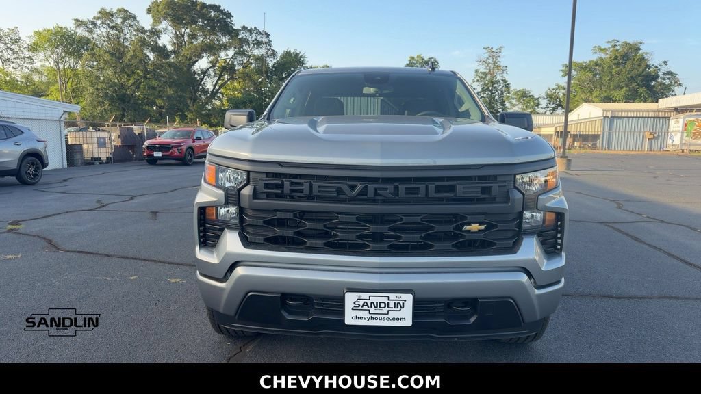 New 2026 Chevrolet Silverado 1500 Custom RWD image 3
