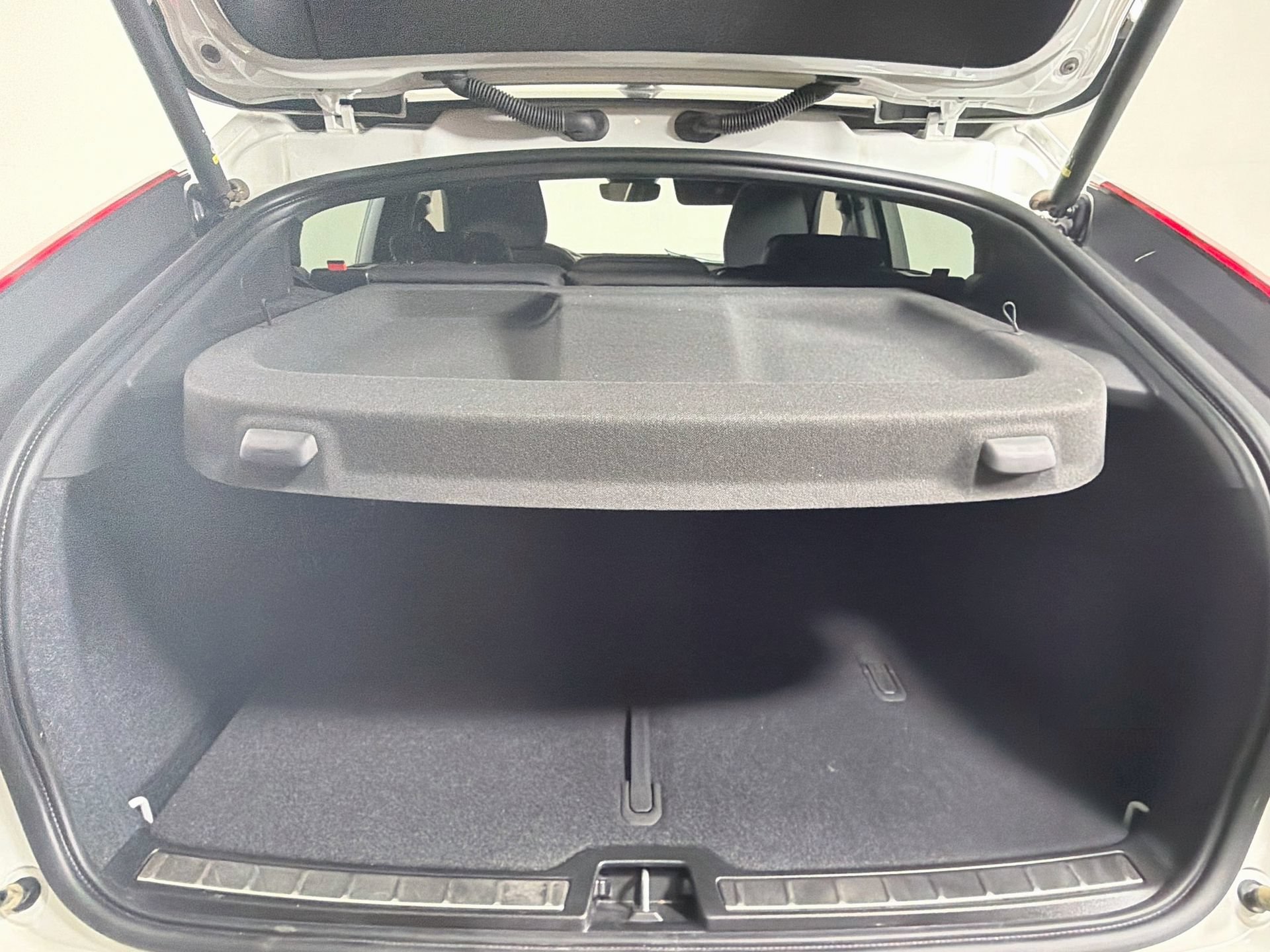 Certified 2023 Volvo C40 P8 Recharge Plus w/ Climate Package AWD/4WD image 26
