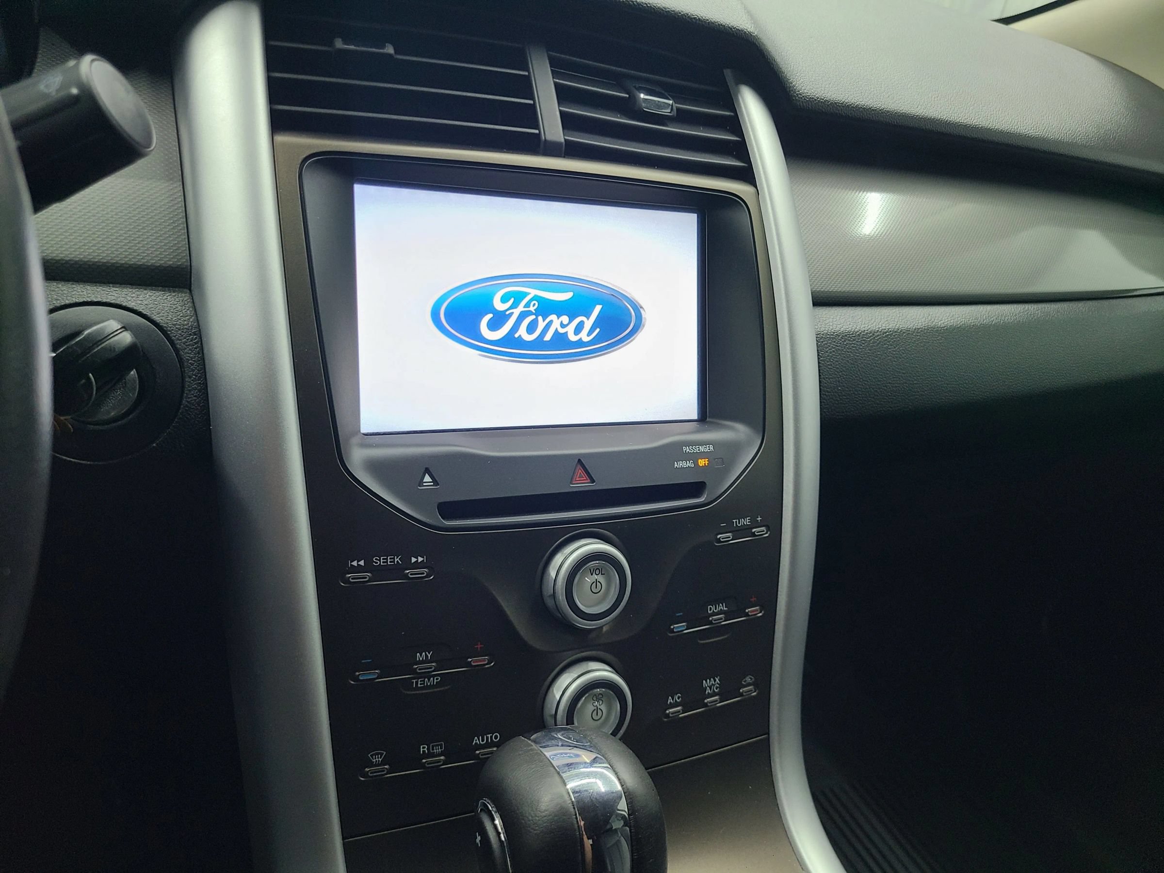 Used 2011 Ford Edge SEL w/ 202A Rapid Spec Order Code FWD image 25