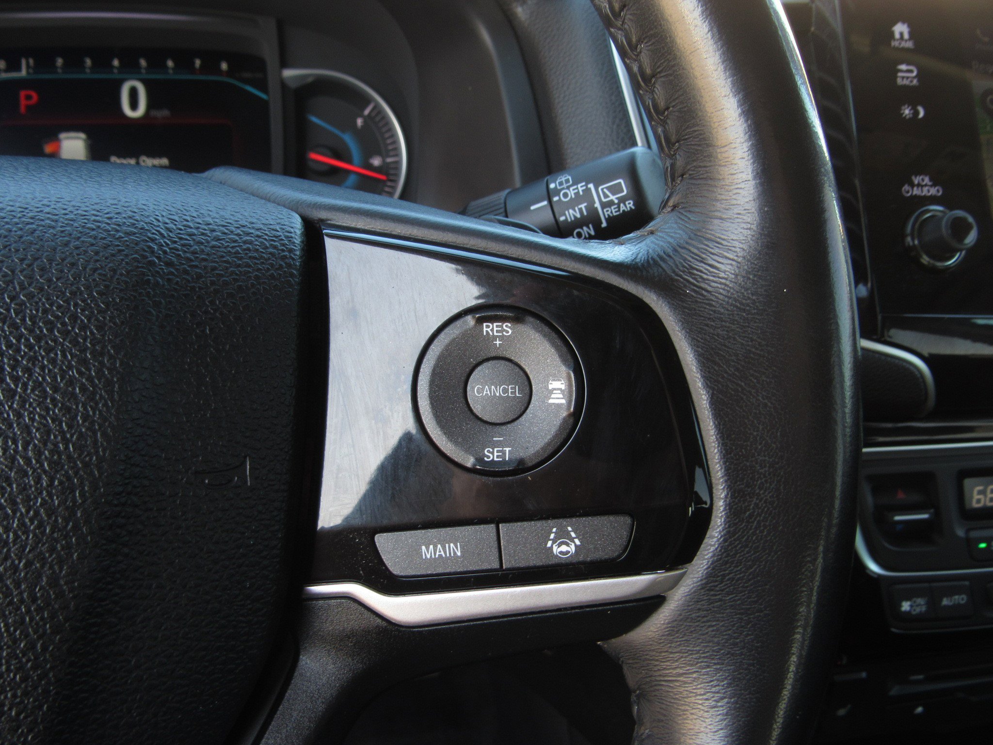 Certified 2019 Honda Pilot Touring image 29