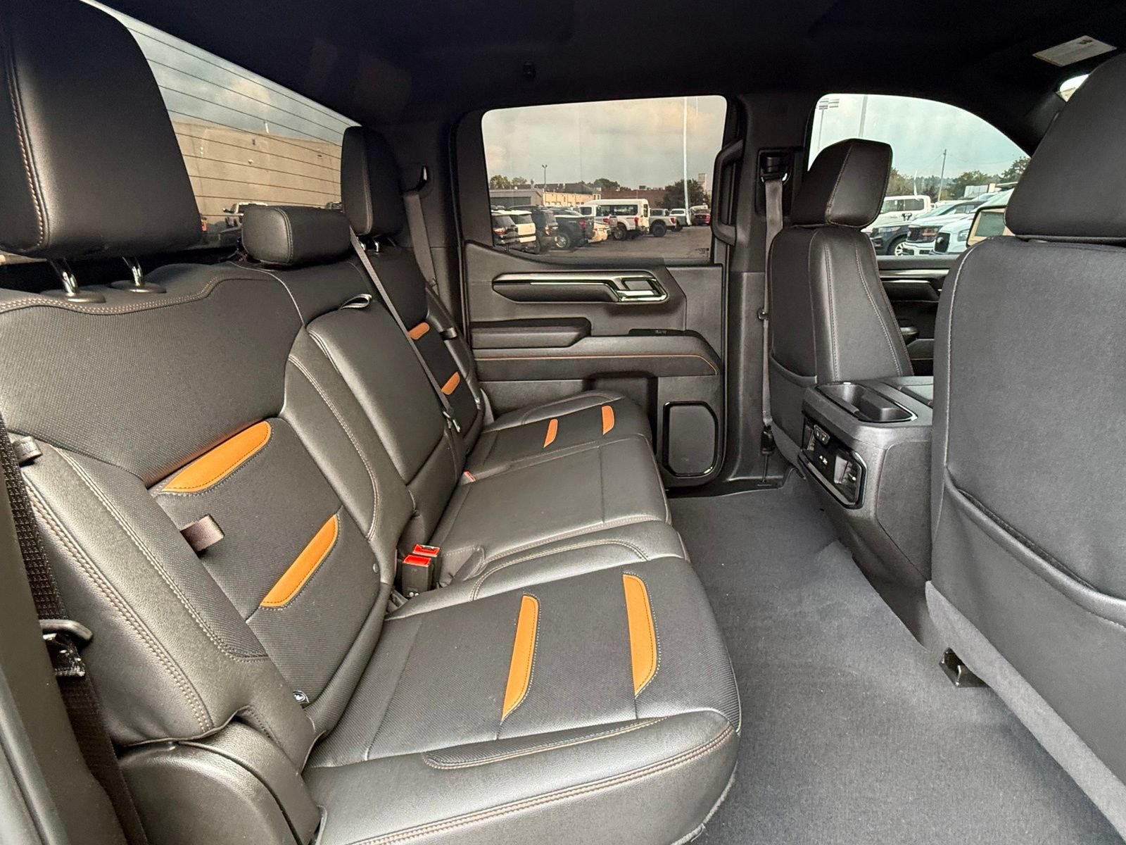 Used 2023 GMC Sierra 1500 AT4 AWD/4WD image 15