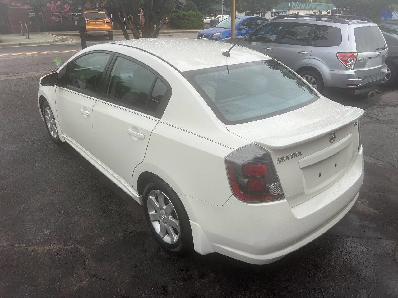 Used 2011 Nissan Sentra 2.0 SR w/ Convenience Pkg image 6