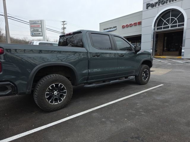 Used 2025 Chevrolet Silverado 1500 ZR2 image 6
