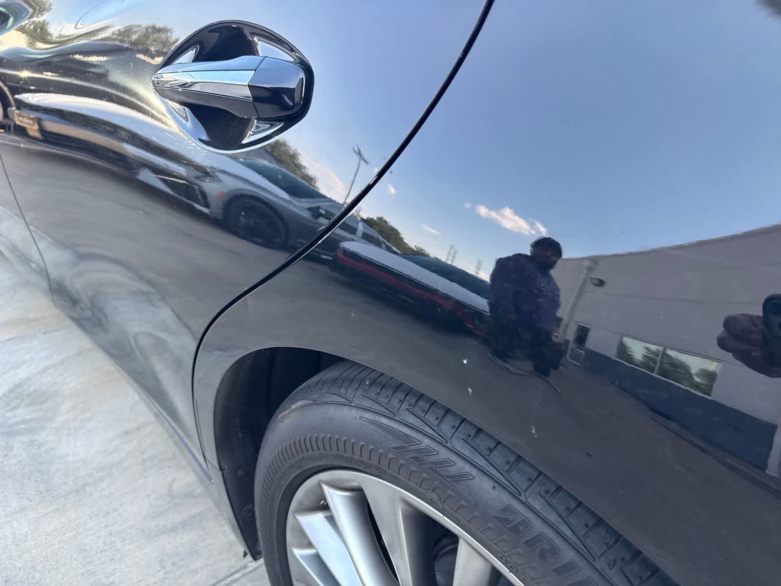 Used 2019 INFINITI Q50 Luxe w/ Essential Package (3.0T Luxe) AWD/4WD image 10