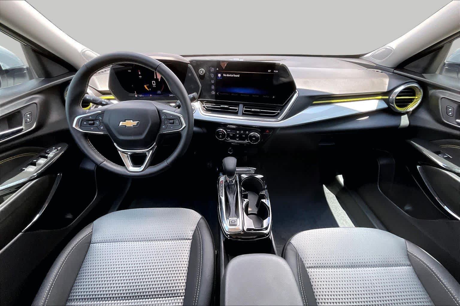 Used 2026 Chevrolet Trax LT w/ Driver Confidence Package FWD image 15