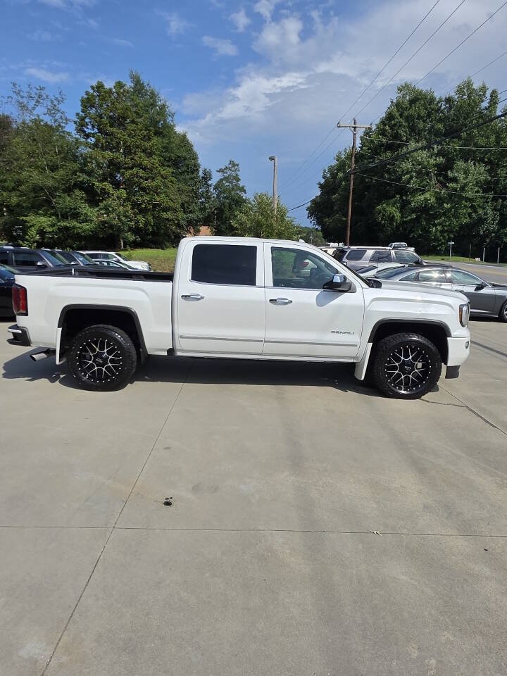 Used 2016 GMC Sierra 1500 Denali w/ Enhanced Driver Alert Package AWD/4WD image 7