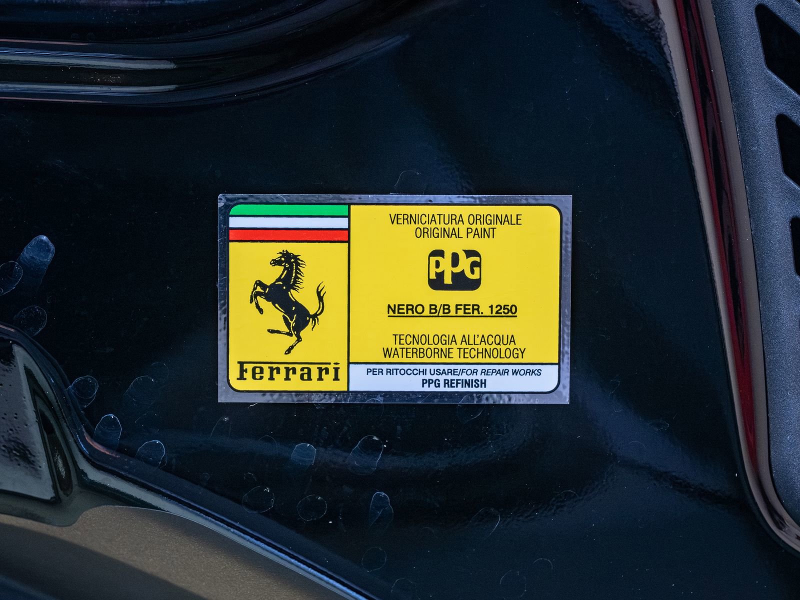 Used 2021 Ferrari F8 Tributo image 25