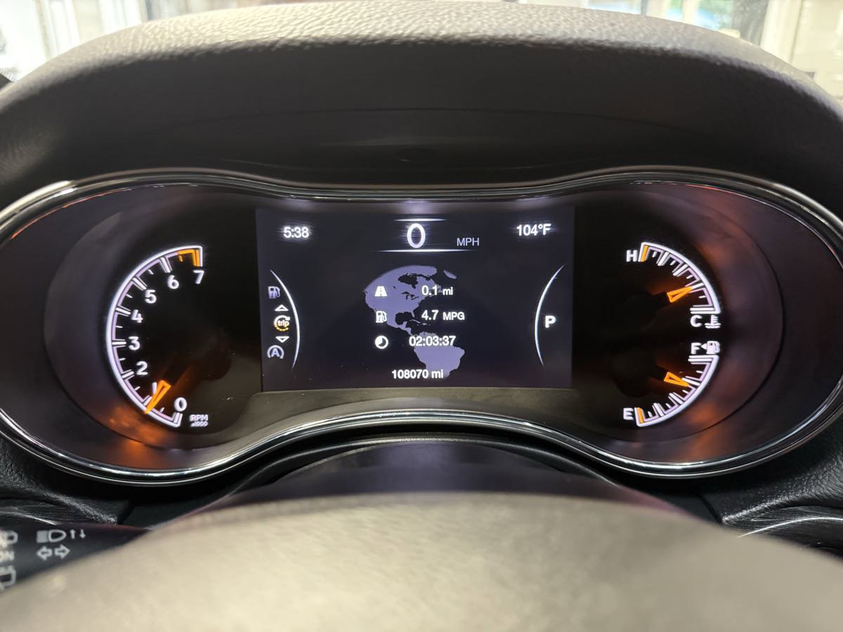 Used 2021 Jeep Grand Cherokee Trailhawk AWD/4WD image 20