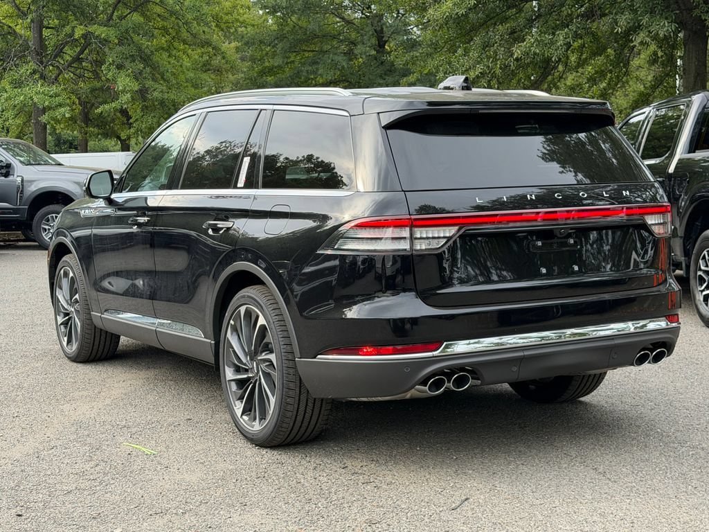 New 2026 Lincoln Aviator Reserve AWD/4WD image 4