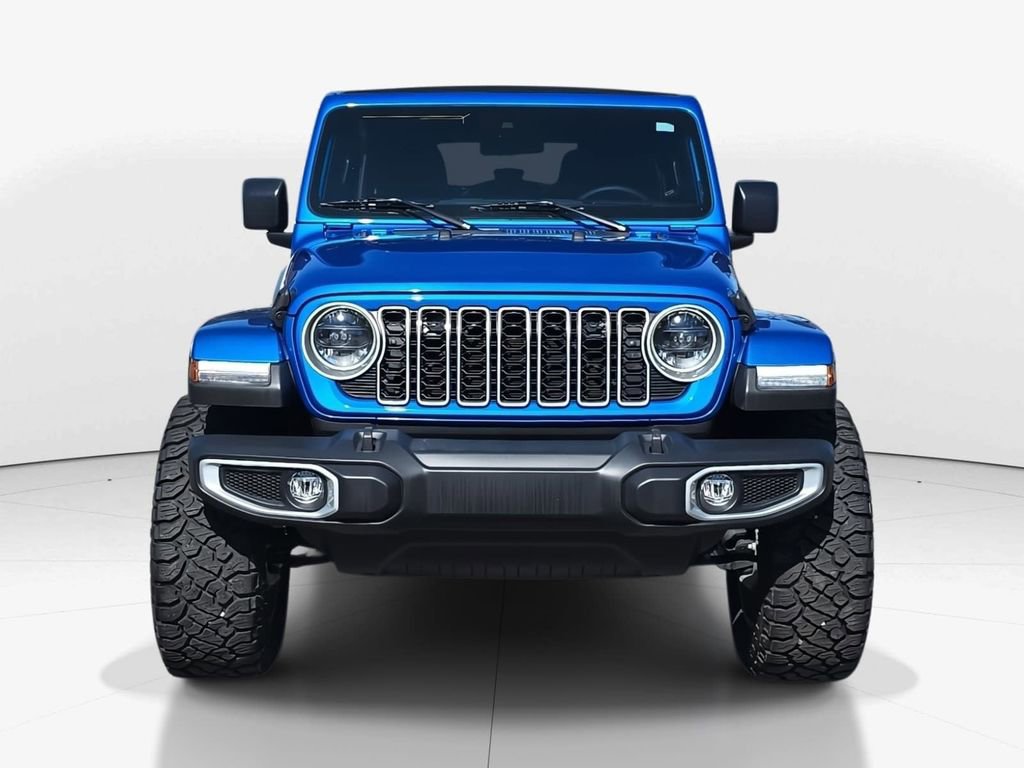 Used 2024 Jeep Wrangler Sahara image 11