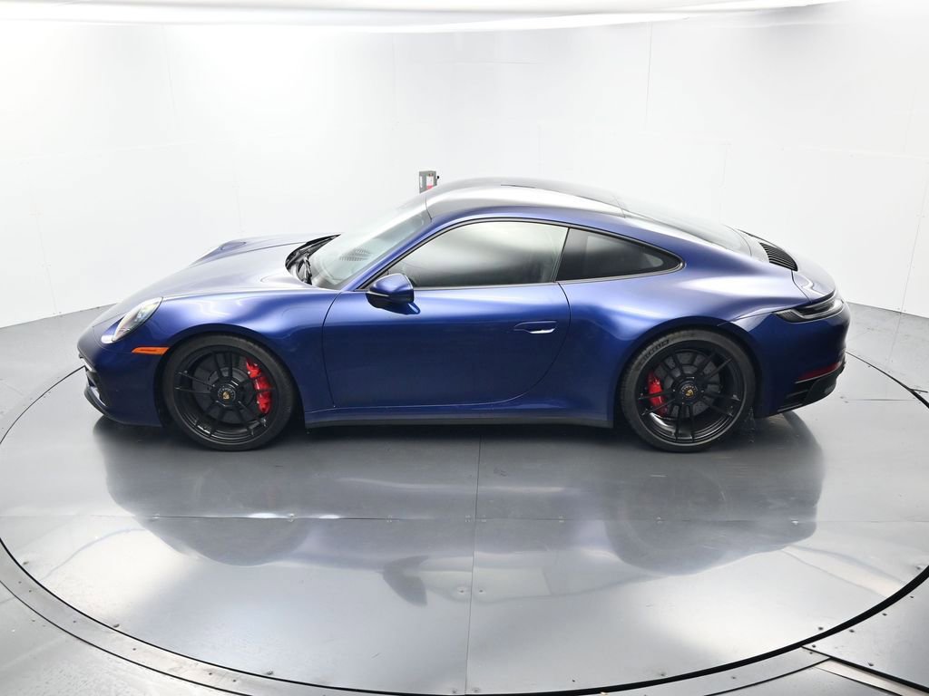 Certified 2024 Porsche 911 Carrera GTS RWD image 33