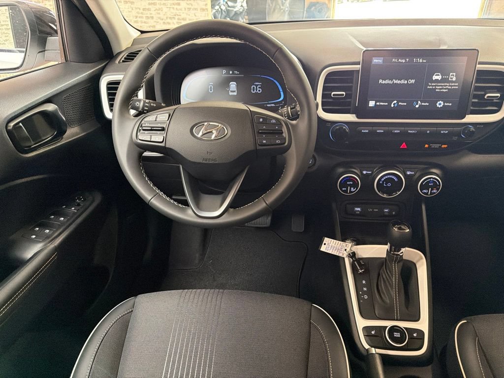 New 2026 Hyundai Venue SEL FWD image 12