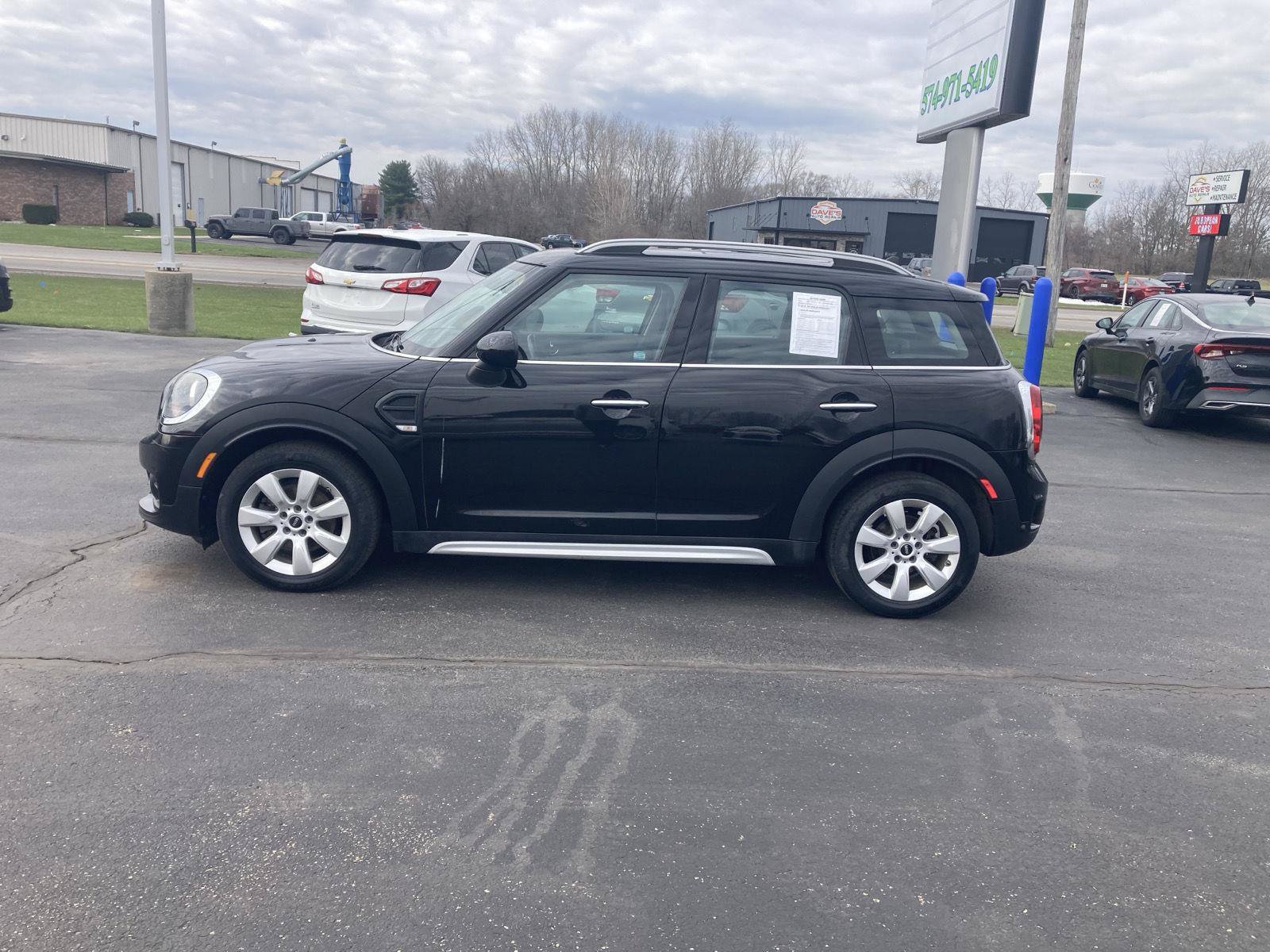 Used 2019 MINI Cooper Countryman FWD image 4