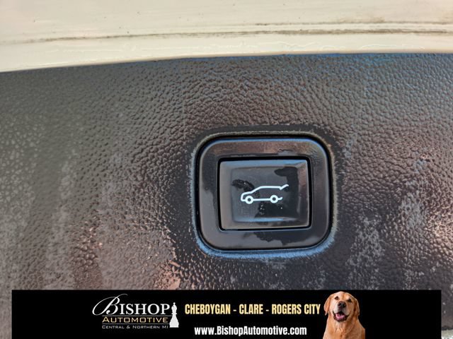 Used 2019 Chevrolet Blazer Premier w/ Sun and Wheels Package AWD/4WD image 27