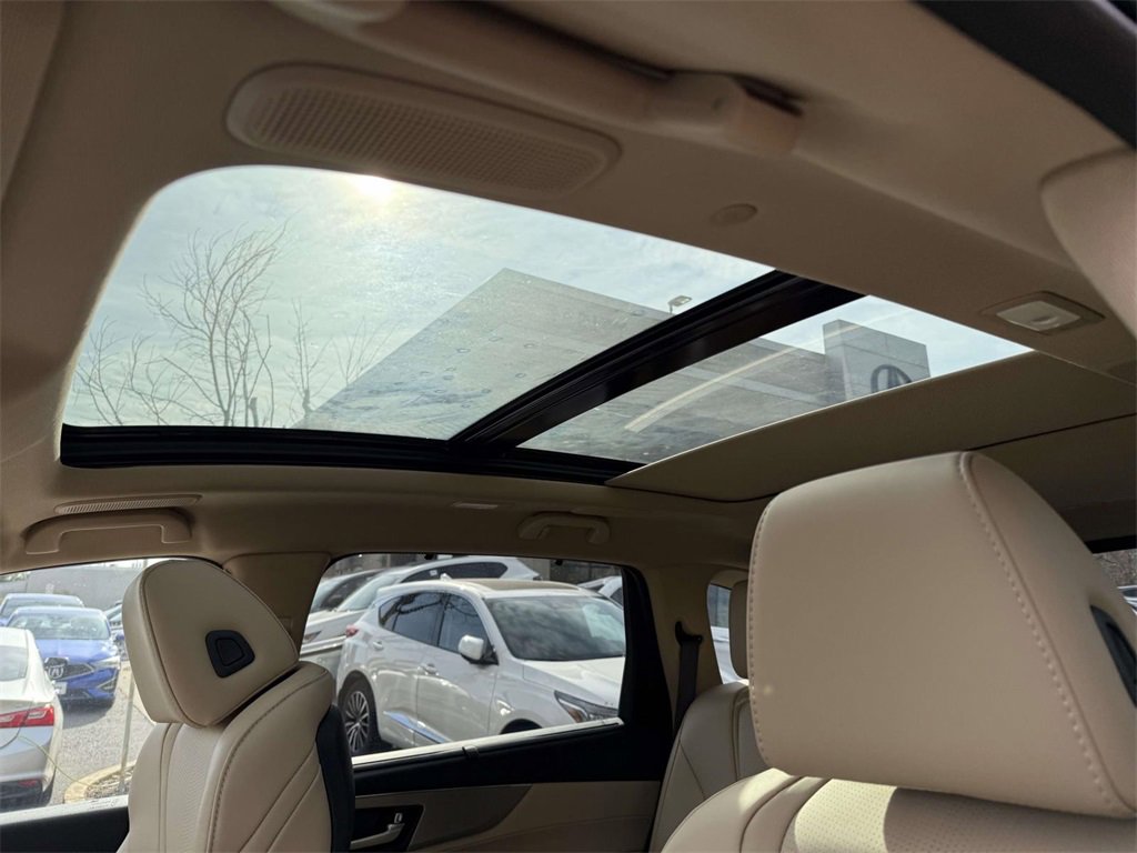 Certified 2025 Acura MDX w/ Technology Package image 33