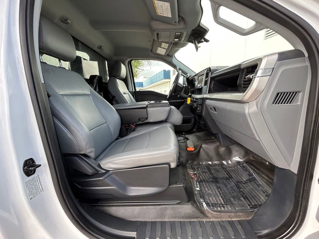 Used 2023 Ford F350 XL w/ XL Chrome Package RWD image 22