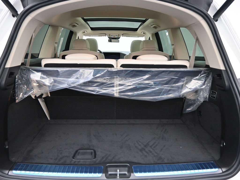 New 2025 Mercedes-Benz GLS 450 4MATIC image 28