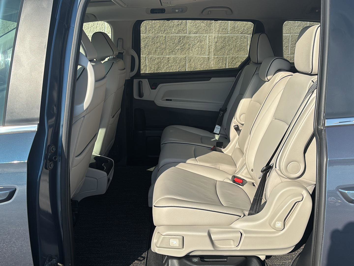 Used 2025 Honda Odyssey Touring image 30