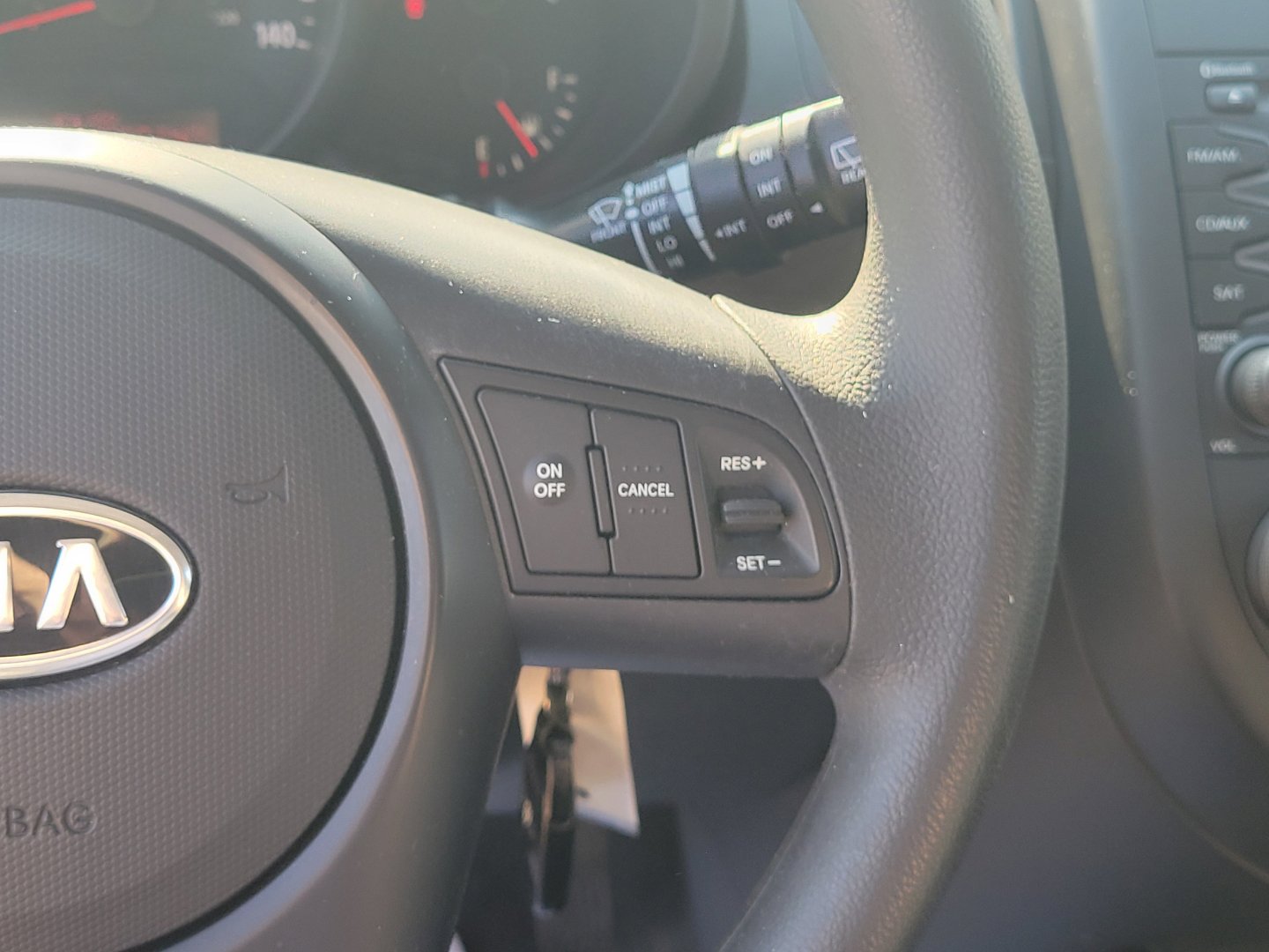 Used 2010 Kia Soul + w/ Audio Pkg FWD image 23