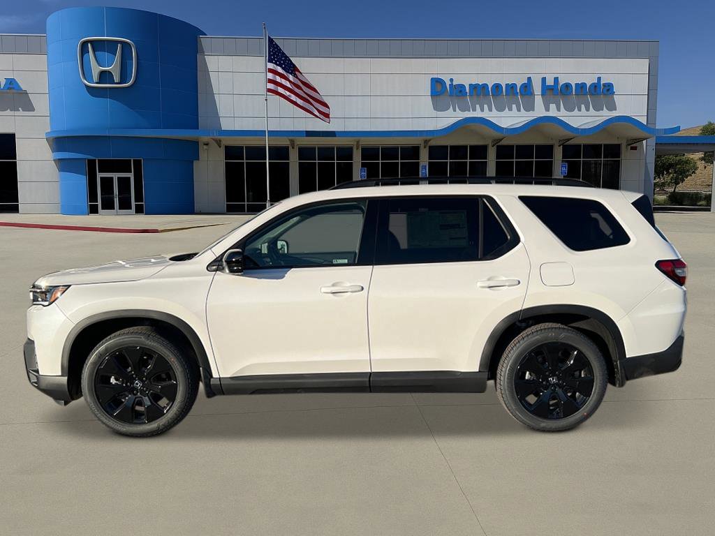 New 2026 Honda Pilot Black Edition image 2