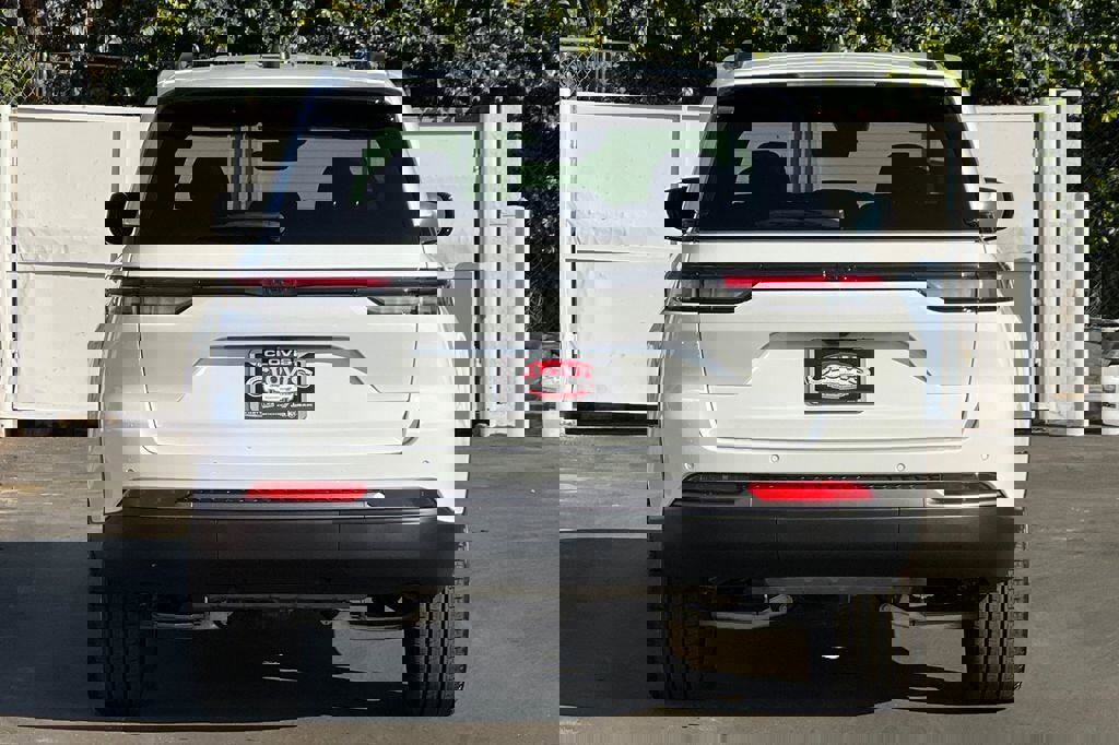 New 2026 Jeep Grand Cherokee Limited image 5