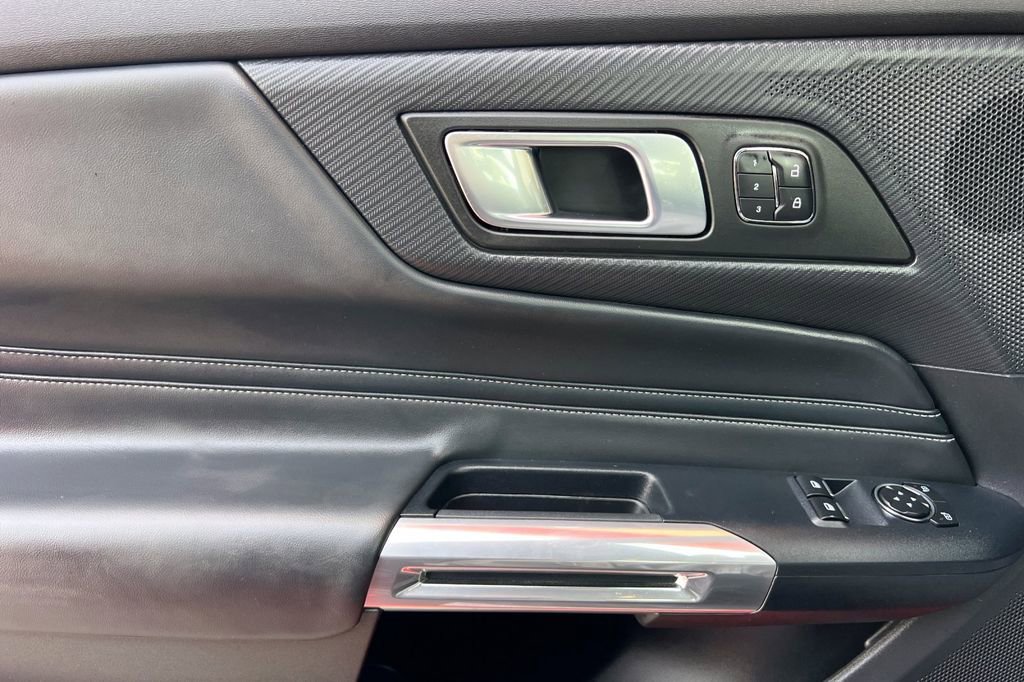 Used 2024 Ford Mustang GT Premium RWD image 13