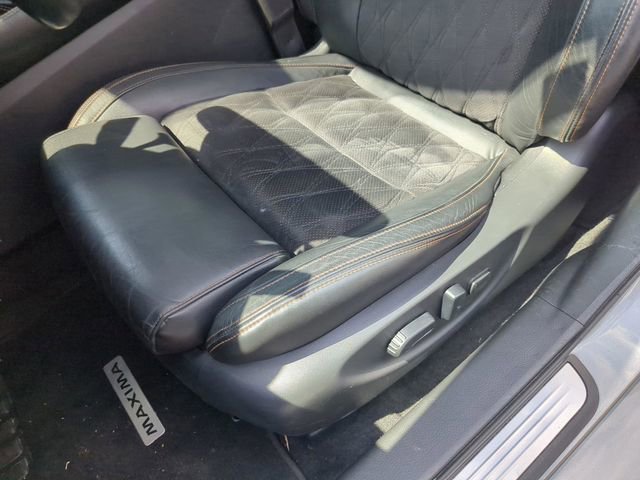 Used 2023 Nissan Maxima SR w/ Sport Mat Group FWD image 12