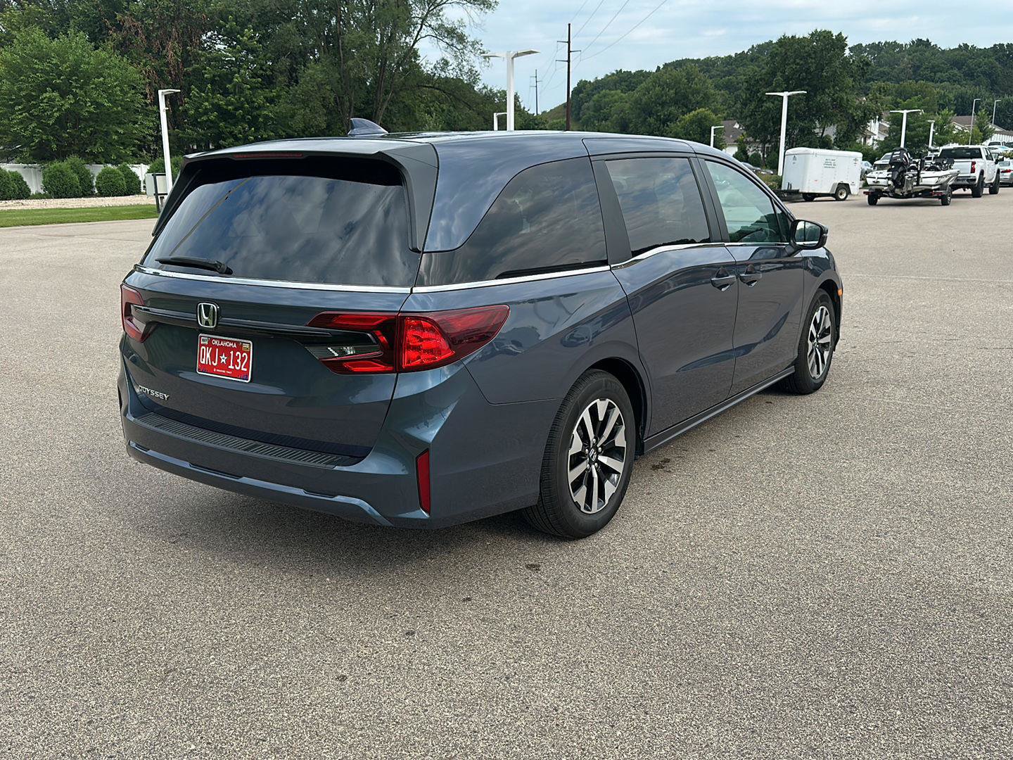Used 2025 Honda Odyssey EX-L image 3