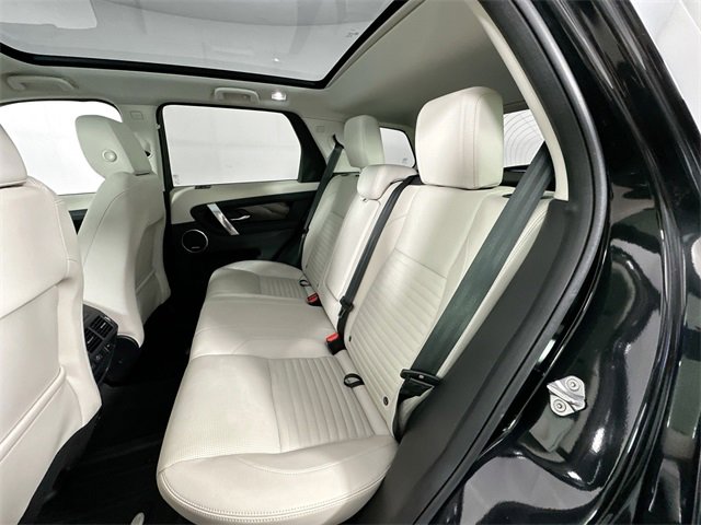 Used 2024 Land Rover Discovery Sport S image 26