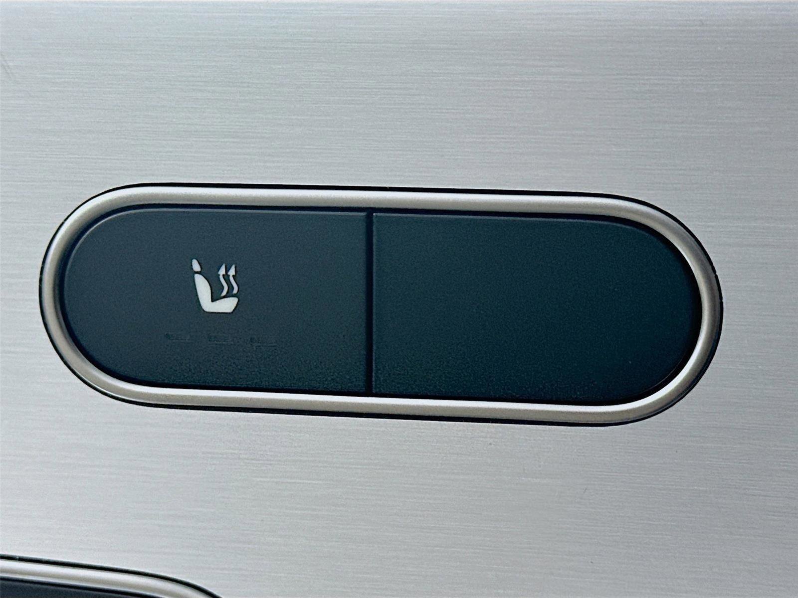 Certified 2026 Mercedes-Benz CLA 250 4MATIC image 26