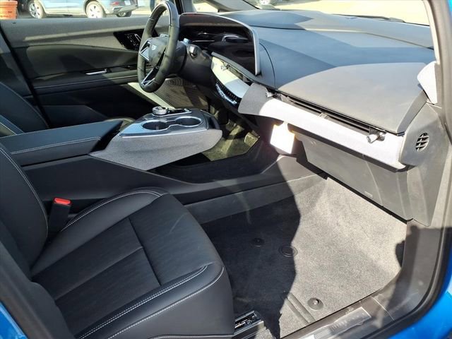 New 2026 Cadillac Optiq Luxury 2 RWD image 22