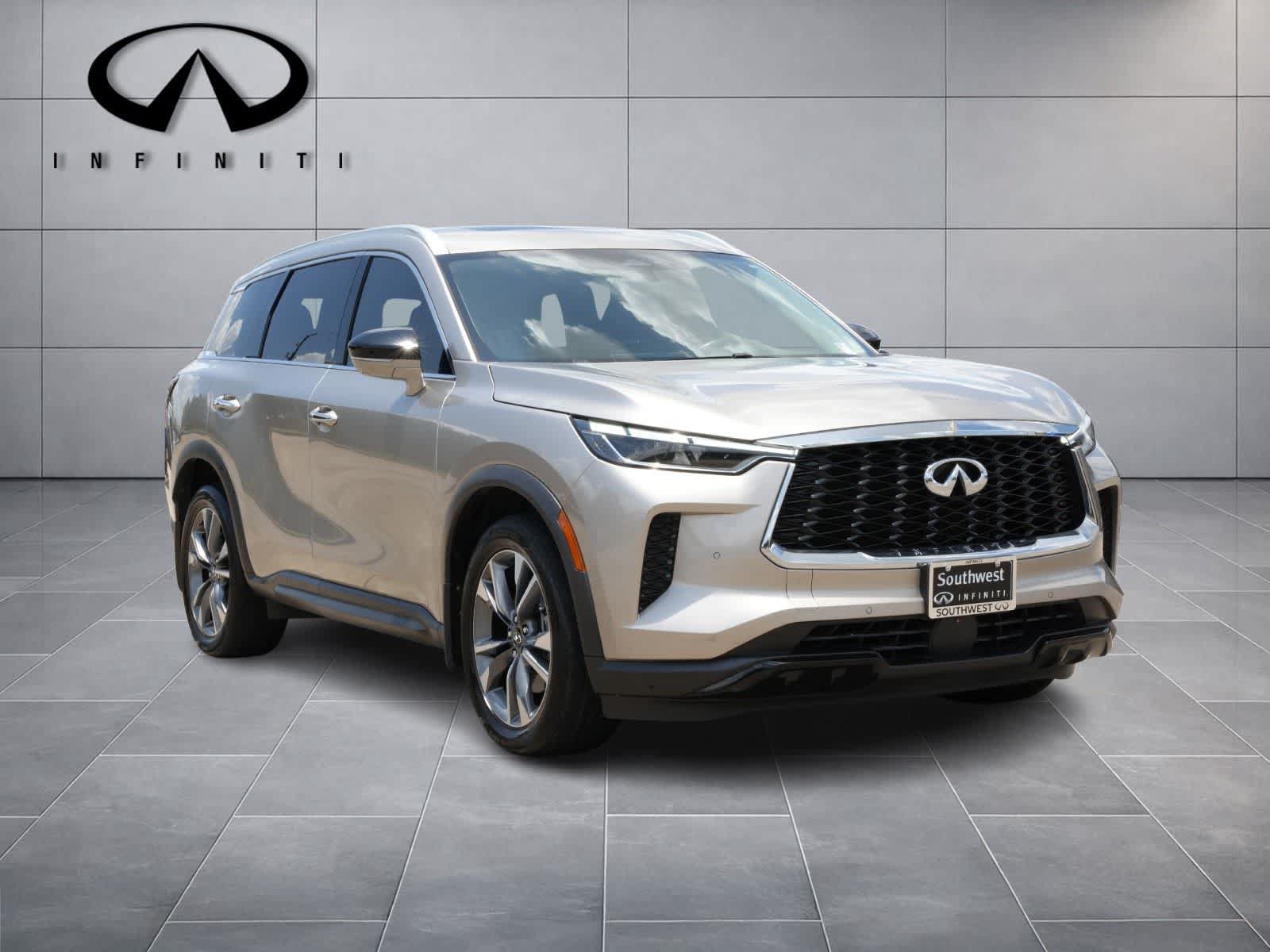 Certified 2024 INFINITI QX60 Luxe AWD/4WD image 3