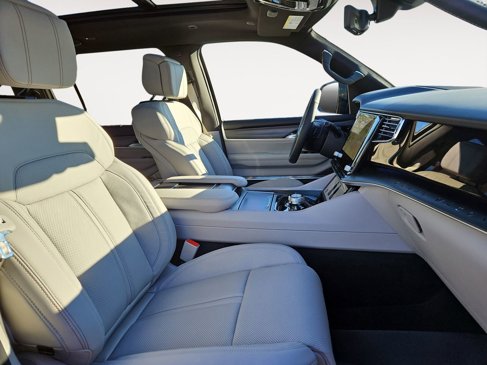 New 2026 Jeep Grand Wagoneer Summit image 15