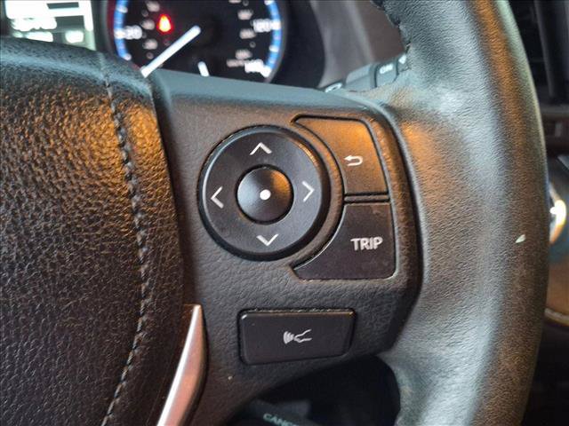 Used 2017 Toyota RAV4 XLE FWD image 12