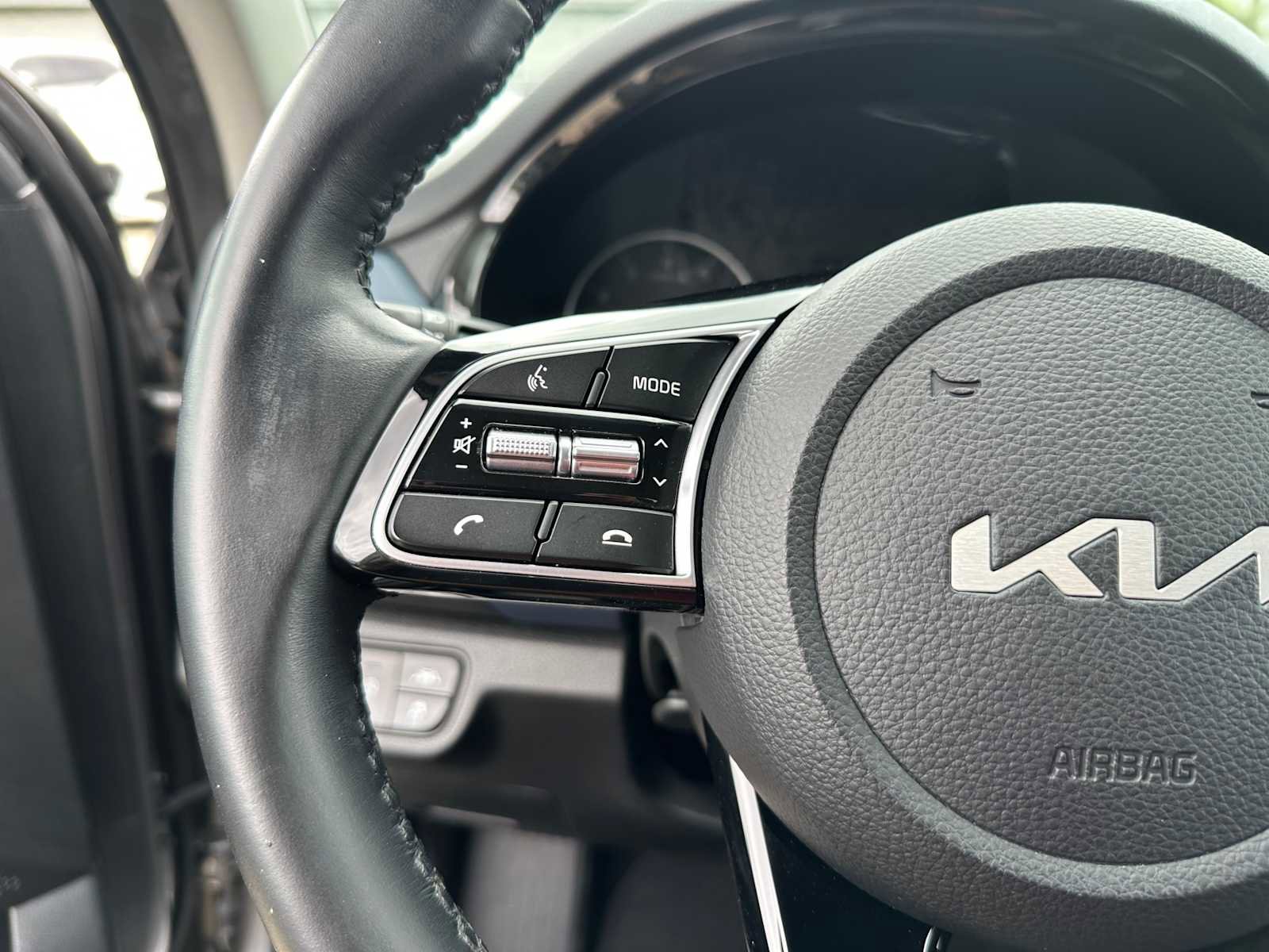 Certified 2022 Kia Seltos S image 14