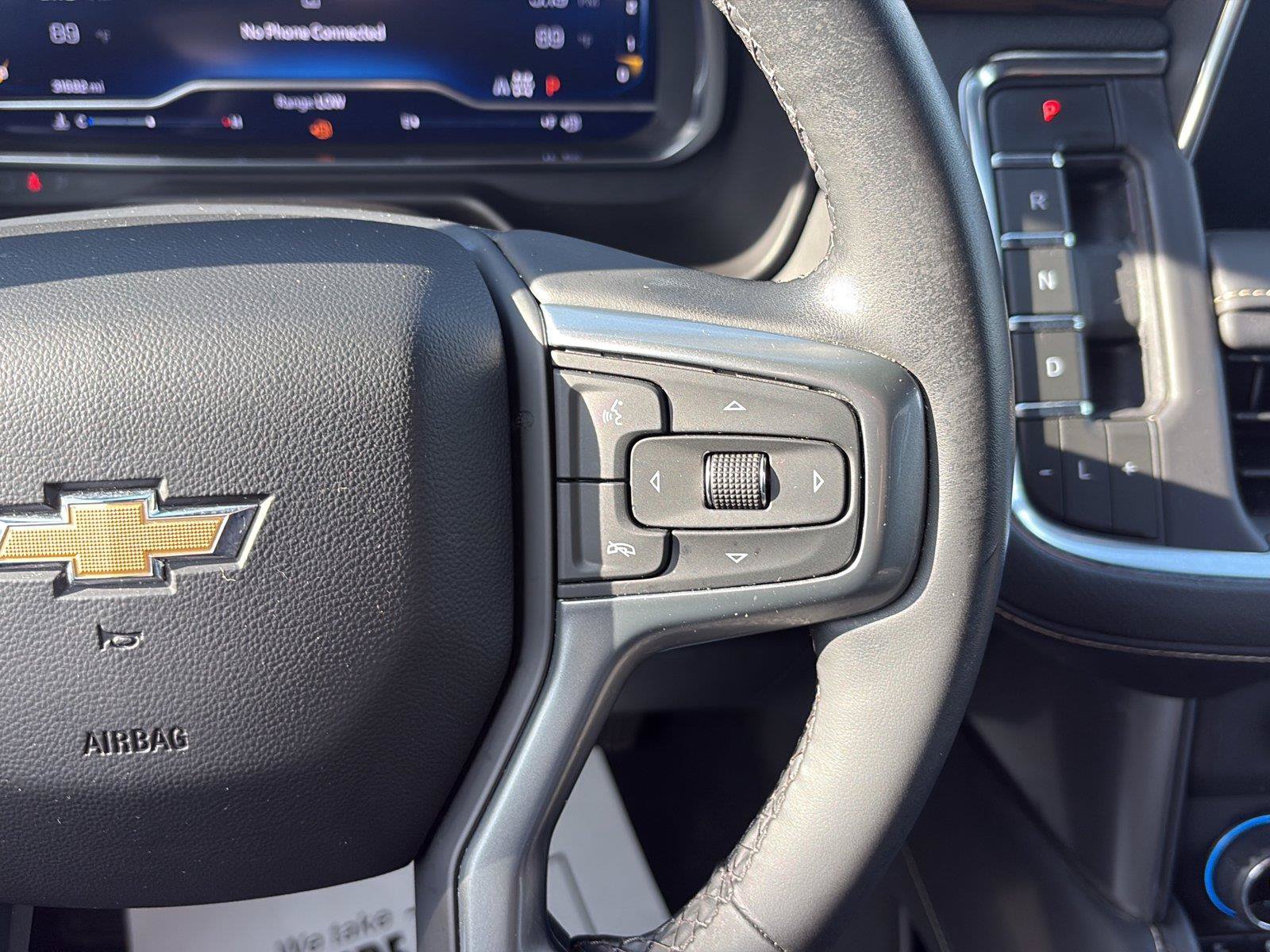 Used 2023 Chevrolet Tahoe Premier AWD/4WD image 17