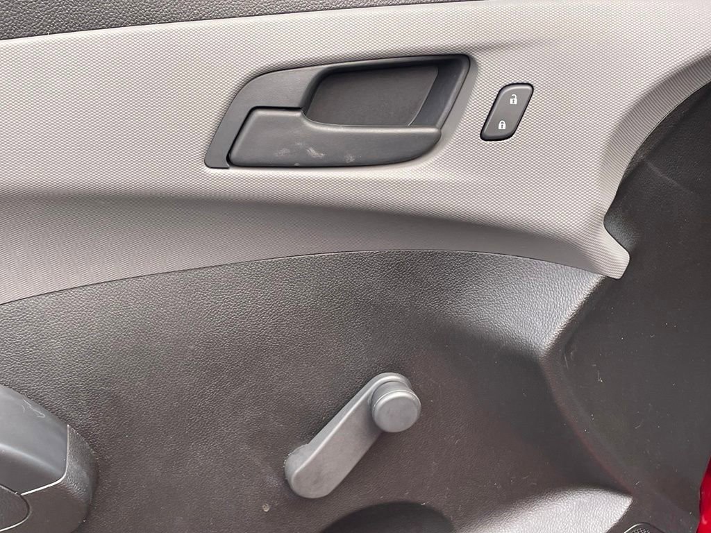 Certified 2017 Chevrolet Sonic LS FWD image 20