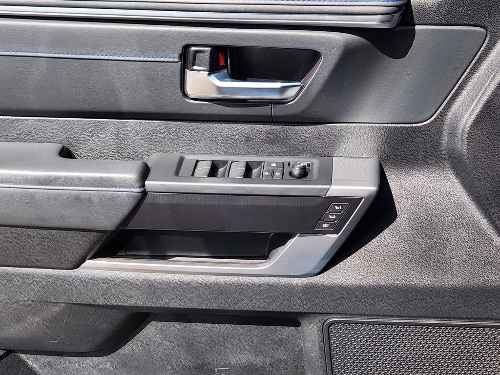 Used 2023 Toyota Sequoia Platinum AWD/4WD image 13