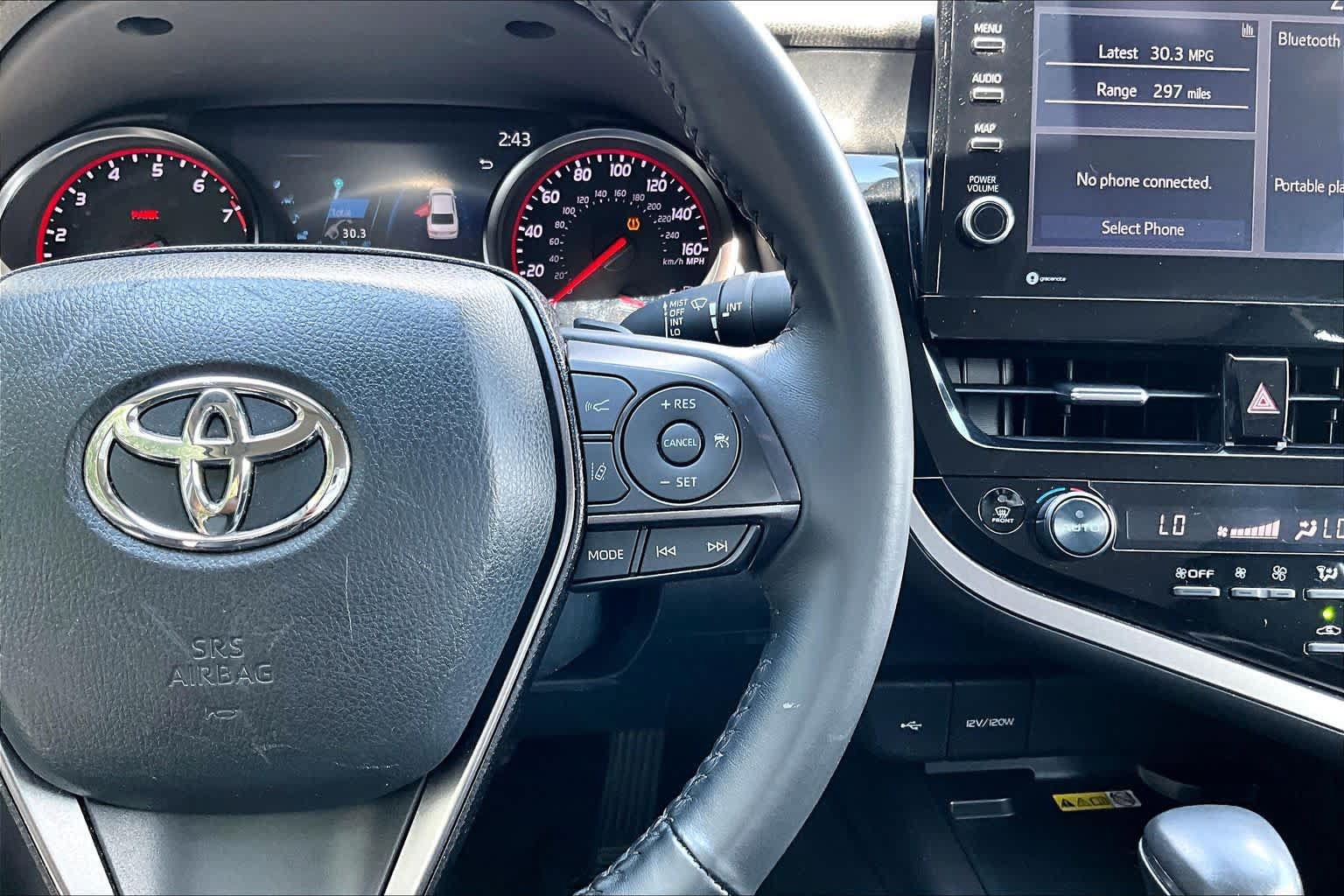 Used 2024 Toyota Camry XSE FWD image 25