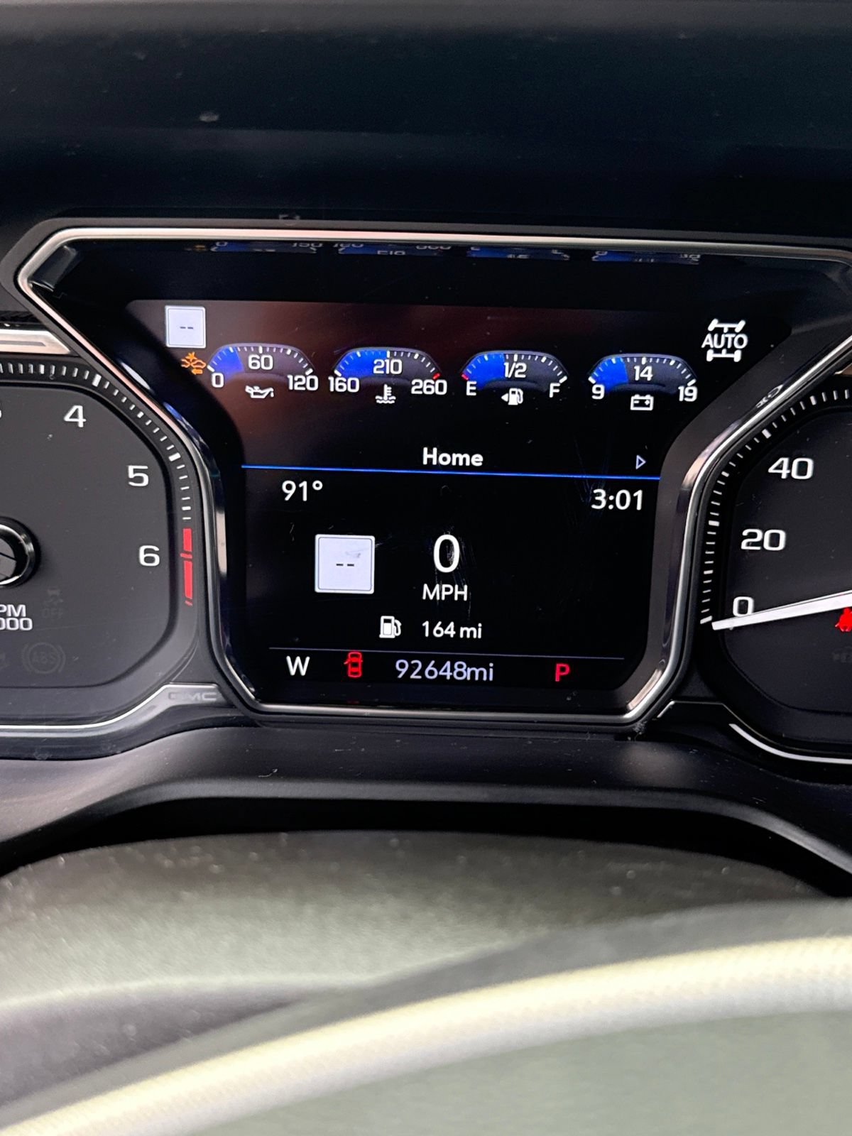 Used 2021 GMC Yukon Denali w/ Denali Premium Package AWD/4WD image 1