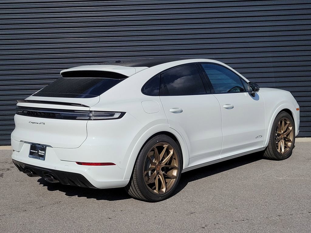 New 2026 Porsche Cayenne GTS AWD/4WD image 7
