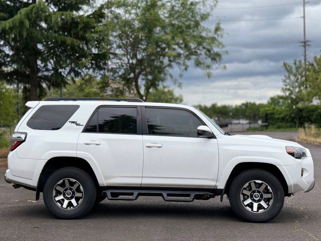Used 2020 Toyota 4Runner TRD Off-Road AWD/4WD image 6