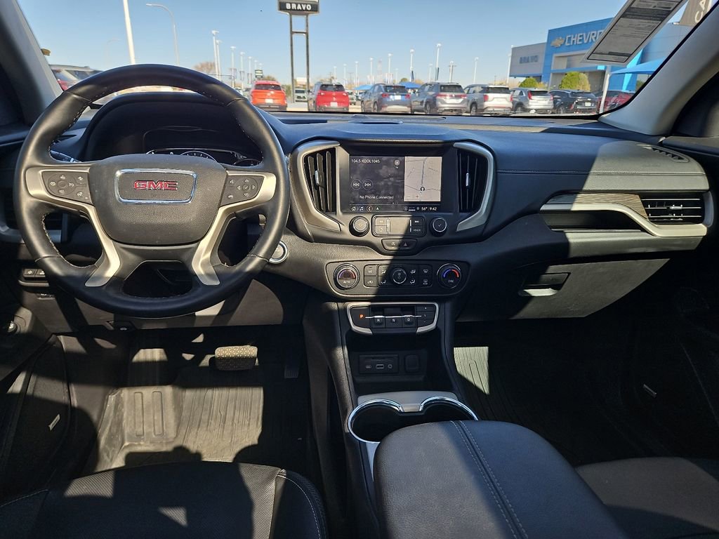 Used 2024 GMC Terrain Denali w/ Denali Premium Package image 11