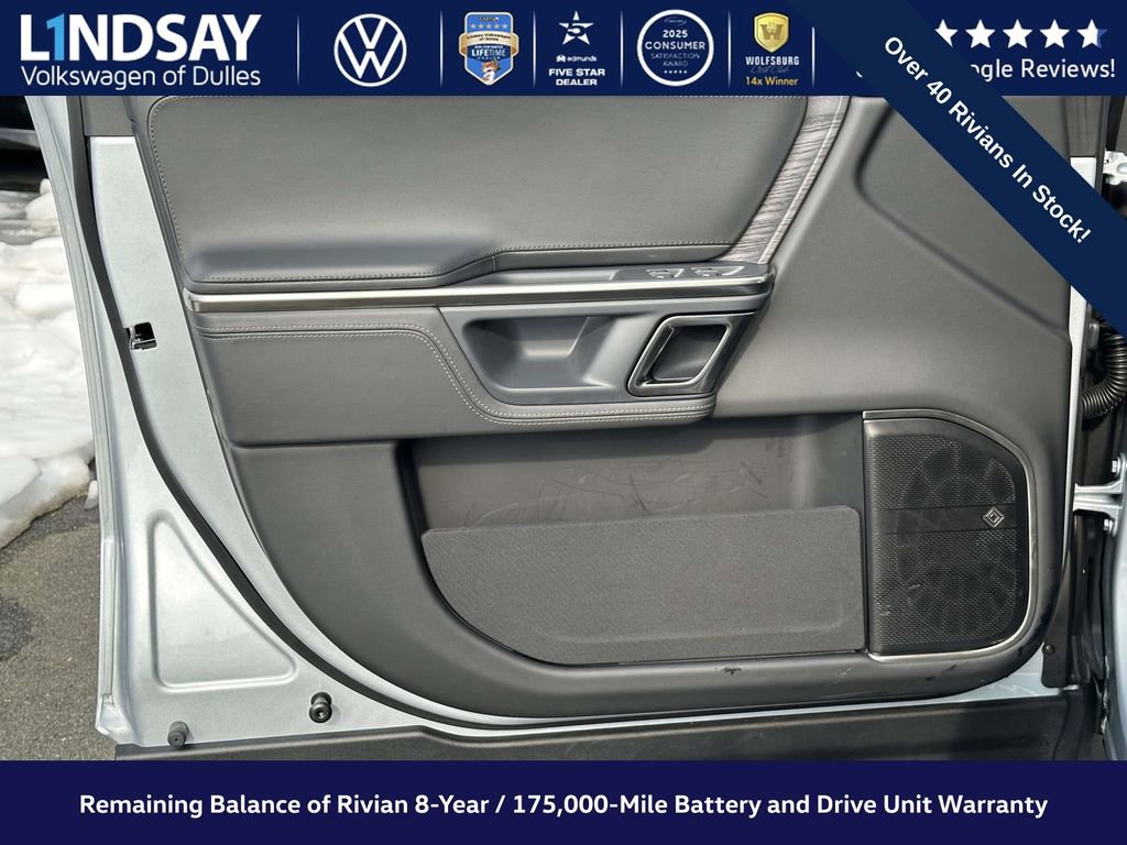 Used 2023 Rivian R1S Adventure image 9