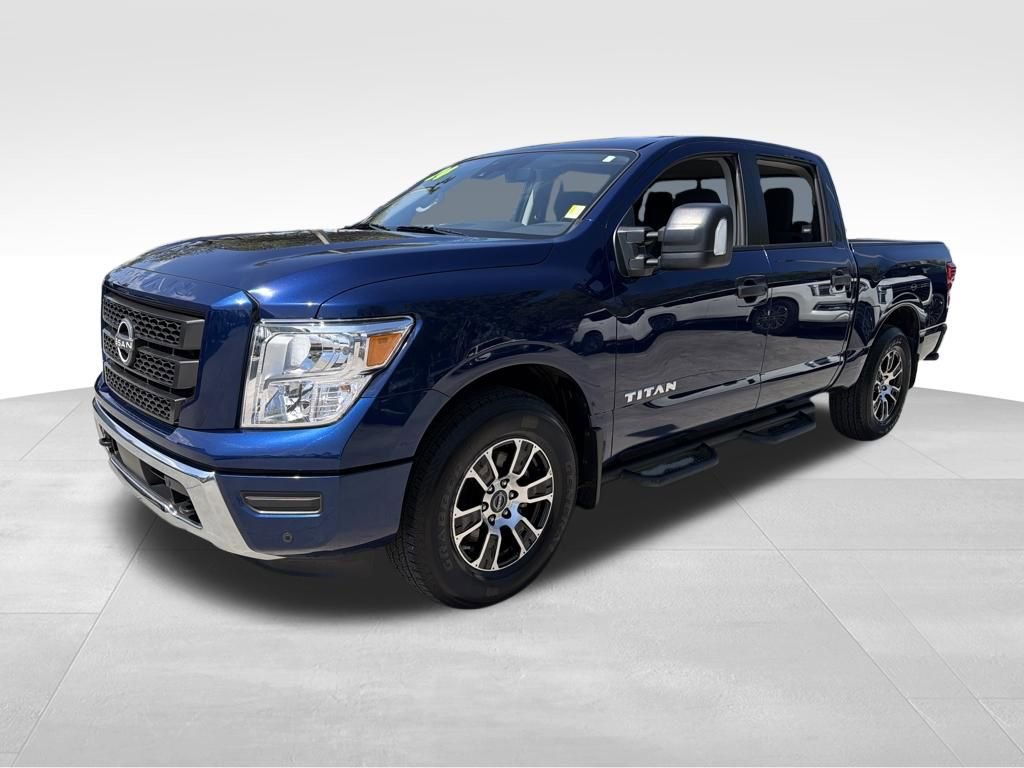 Used 2024 Nissan Titan SV w/ SV Convenience Package video 3
