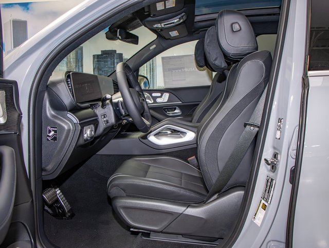 Certified 2025 Mercedes-Benz GLS 580 4MATIC image 21