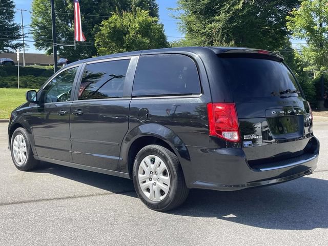 Used 2016 Dodge Grand Caravan SE w/ Quick Order Package 29E SE FWD image 3