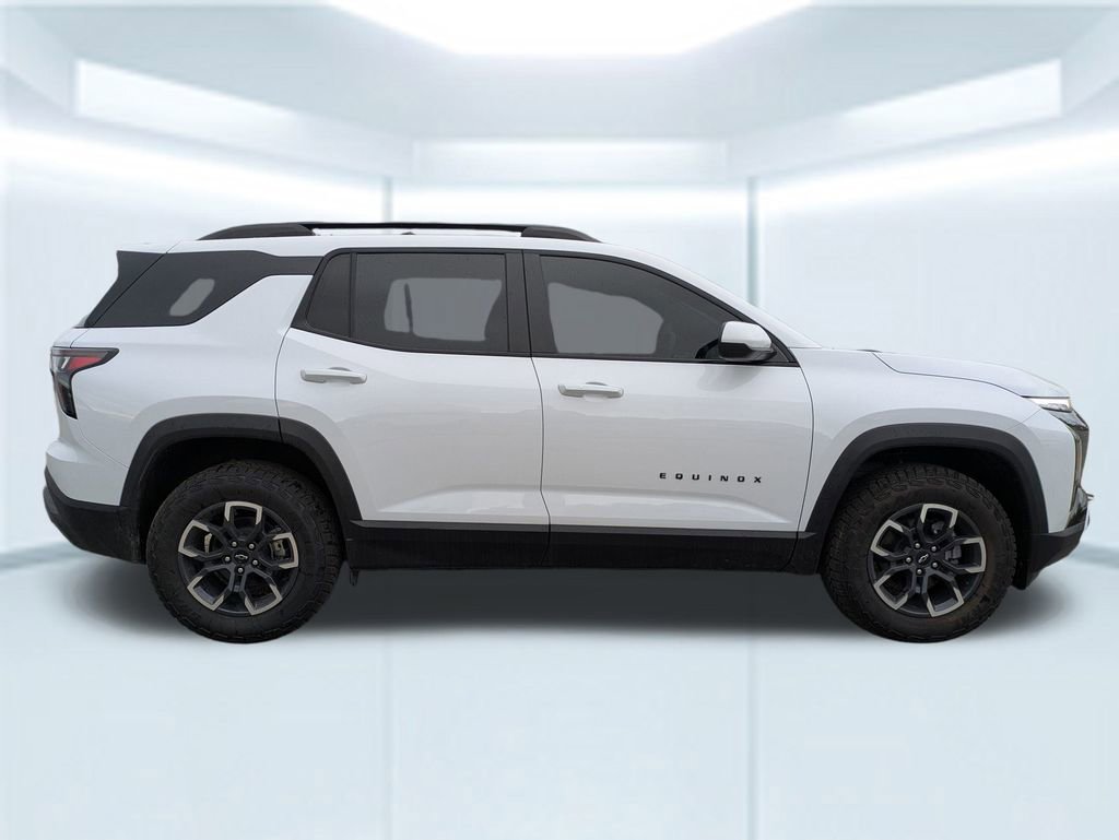 New 2026 Chevrolet Equinox ACTIV w/ Convenience Package III image 8