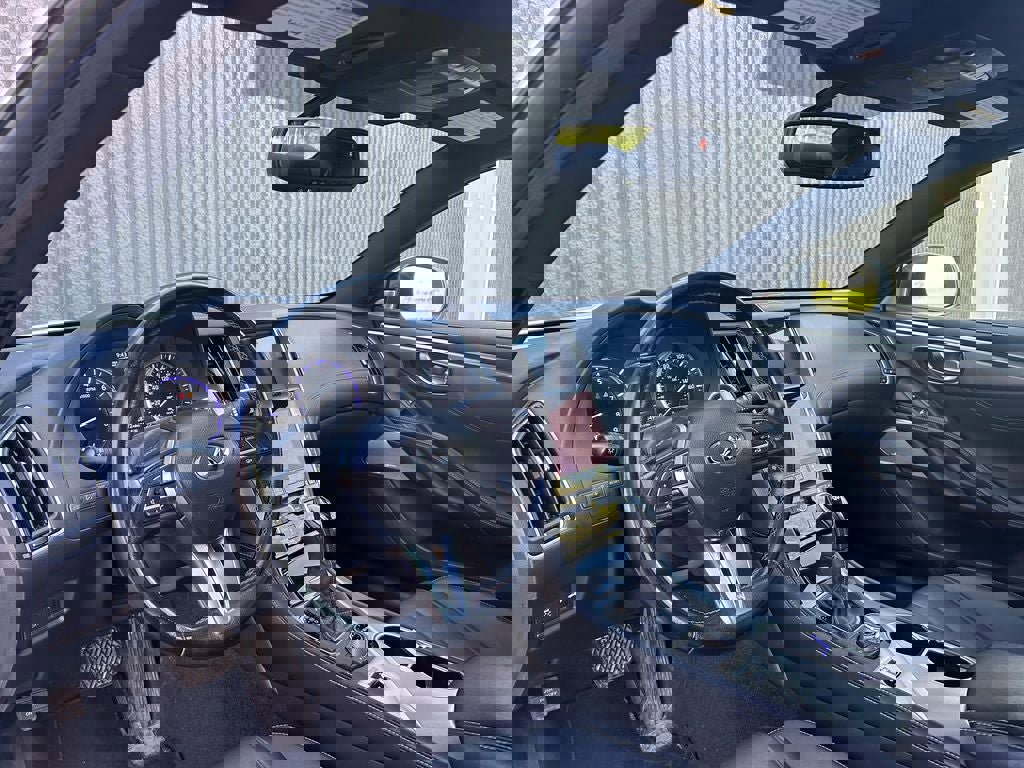 Used 2017 INFINITI Q60 w/ Cargo Package AWD/4WD image 10